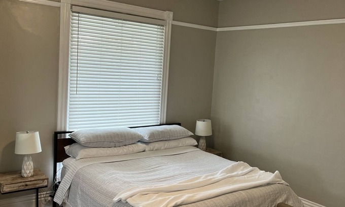 Bonnycastle House | Perfectly Located Hotel: Steps from Dining and Downtown