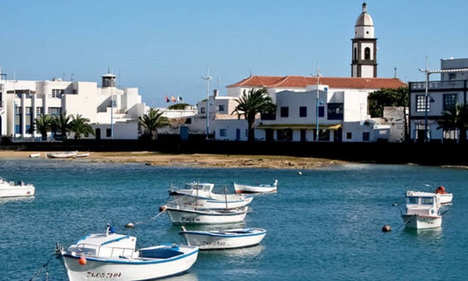 Arrecife Condo | Pet-Friendly Centro Apartment in Arrecife with Great Amenities