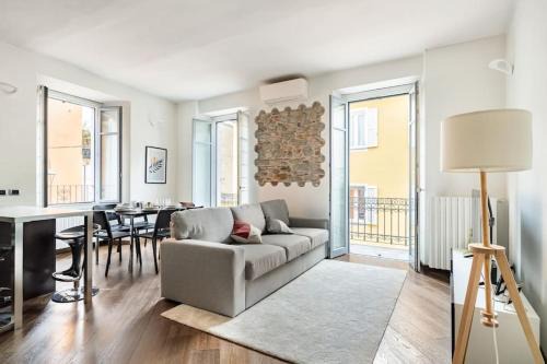 Arona Apartment | Discover Nido: Family-Friendly Getaway by Lago Maggiore