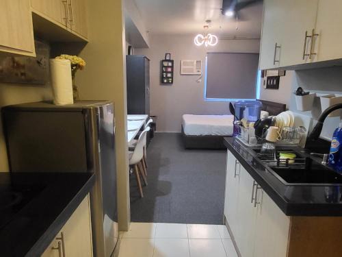 Muntinlupa Apartment | Pet-Friendly Getaway at SMART CONDO with Pool Access