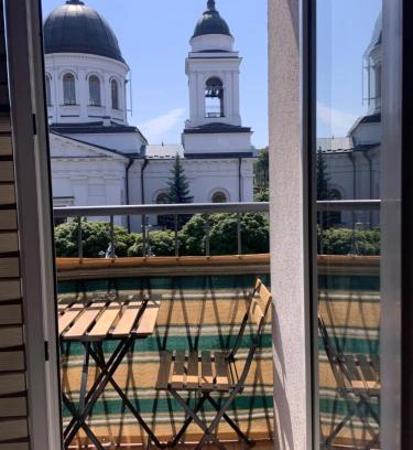 Osiedle Centrum Apartment | Top-Rated Centrum Apartment Lipowa 12 with Hot Tub & Kitchen
