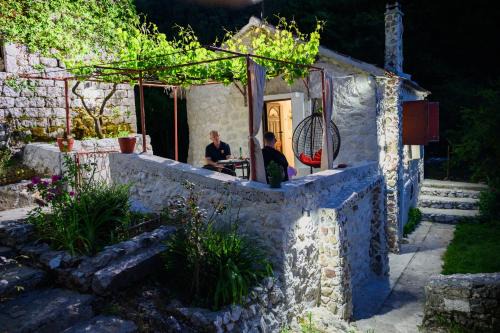 Karuc House | Historic Ethno House Đurović: Family-Friendly Retreat