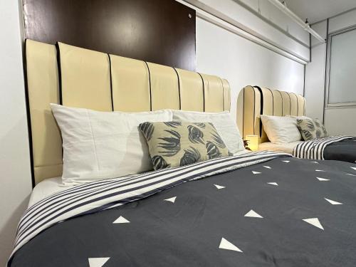 Sungai Dua Apartment | Ideal Family Retreat: CEOZ2 6Pax Duplex Suite Near Airport