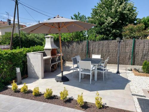 Sant Antoni de Vilamajor House | Relax at Casa Parque Natural Montseny with Pool & BBQ