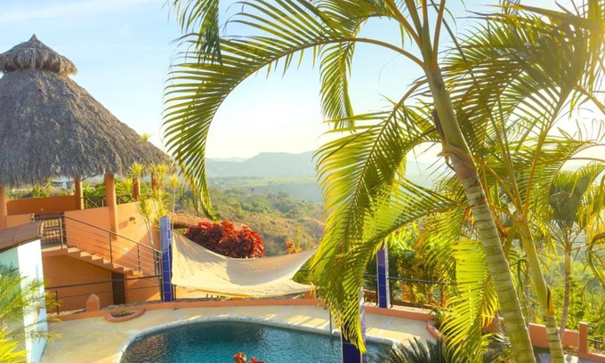 Compostela House | Discover Cerrito Encantado: Hidden Escape with Amazing Views
