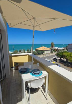 Fossacesia Marina Apartment | Discover Cerry's Apartments - Oceanfront Seaside Retreat
