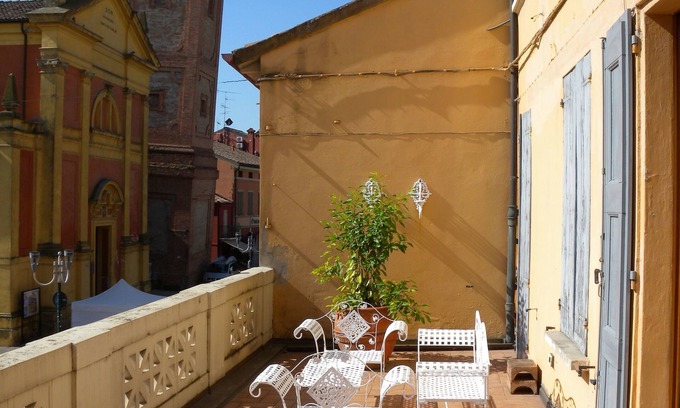Molinella Bed & Breakfast | Elegant Stay at Cesare Magli e Figli Residenza d'Epoca