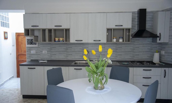 Cetara Apartment | Child-Friendly Retreat at Cetara Sunny House, Rated 9.7