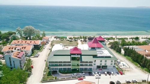 Ocaklar Hotel | Relax at Ceti̇n Presti̇ge Resort with Private Beach & Pool