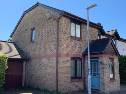 Atlantic Wharf Apartment | Discover CF10 House – Cardiff City Centre with Breakfast