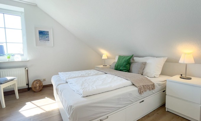 Duhnen Apartment | Cozy 4-Person Apartment Steps from the Beach with Ocean View