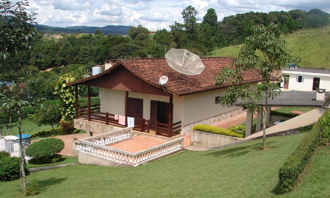 Caiocara House | Pet-Friendly Chácara Atibaia with Pool and Kitchen Access