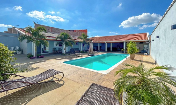 Itu House | Relaxing Retreat with Wi-Fi, Pool & BBQ in Itu/SP