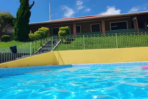 Bom Jesus dos Perdoes House | Perfect Retreat at Chácara com piscina aquecida - Perdões