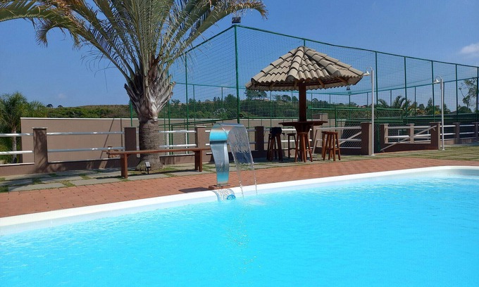Jarinu House | Inviting Family Retreat with Pool and Activities in Jarinu