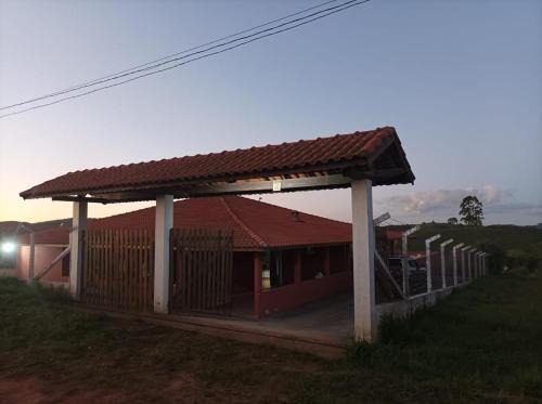 Cambui House | Pet-Friendly Getaway with Pool in Munhoz MG