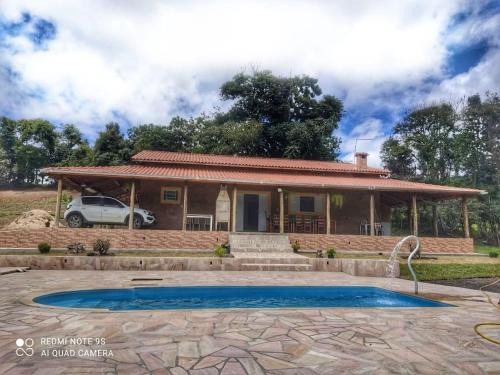 Sao Thome das Letras House | Perfect Retreat: Chácara Fortaleza with Pool in São Thomé