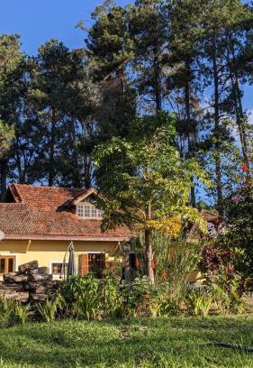 Passa Quatro House | Discover Tranquility at Chácara das Lendas e Canções