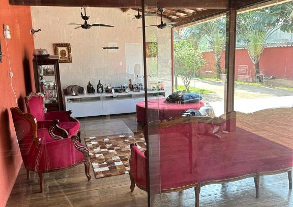 Duque de Caxias Villa | Explore Oceanfront Bliss at Chácara de Alto Padrão