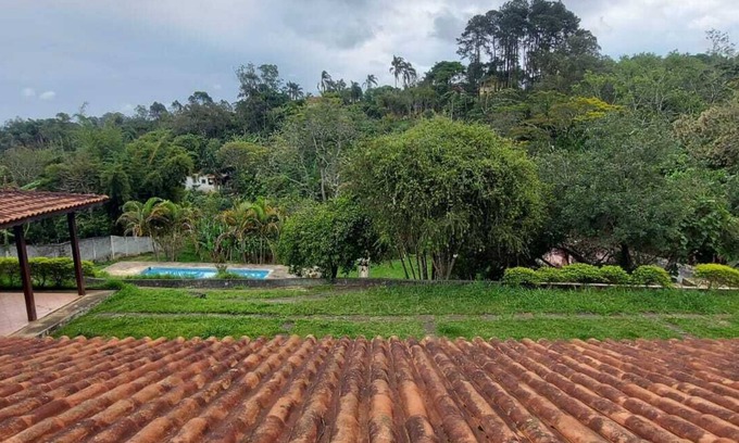 Suzano House | Discover Chácara Meu Sossego: Ocean View & Pet Friendly