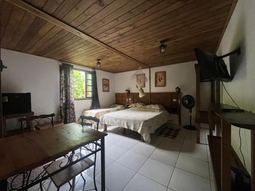 Paraty House | Discover Oceanfront Bliss at Chácara Portal do Dragão