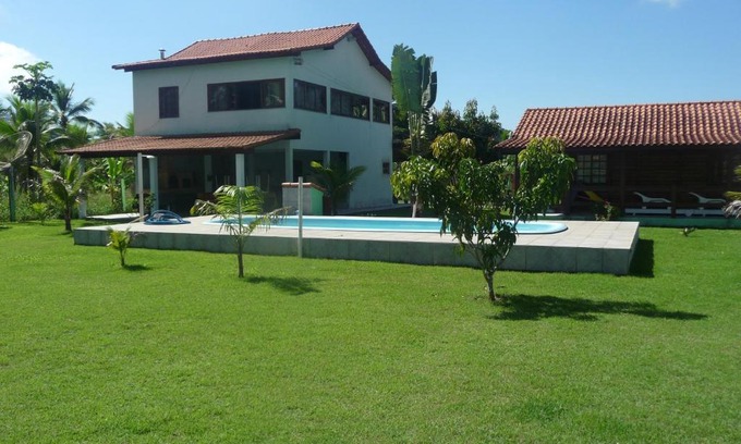 Silva Jardim House | Explore Comfort at Chácara Vale de Imbaú with Pool & Kitchen