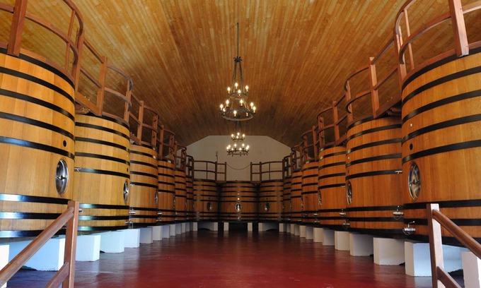 Saint-Christophe-des-Bardes Bed & Breakfast | Experience Château Fombrauge: A Unique Wine Retreat