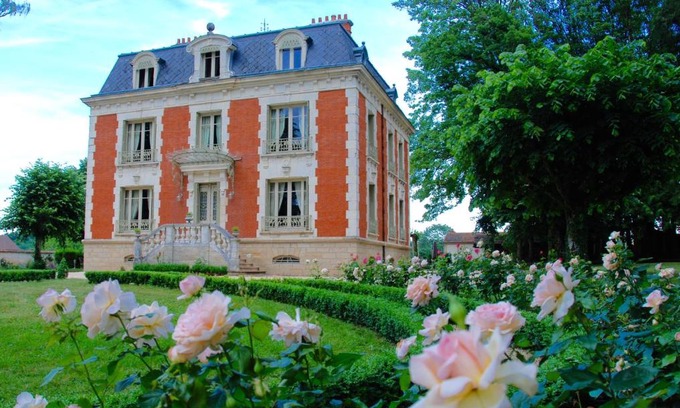 Saint-Christophe-en-Brionnais House | Discover Château de la Chaix: Pet-Friendly Retreat with Spa