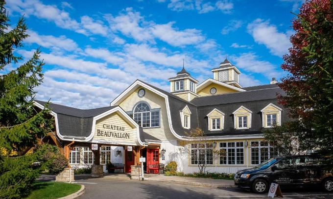 Mont-Tremblant Hotel | Discover Relaxation at Château Beauvallon with Private Pool