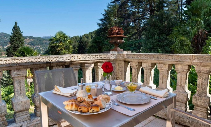 Vals-les-Bains Hotel | Elegant Château Clément: Pool, Spa & Exceptional Reviews