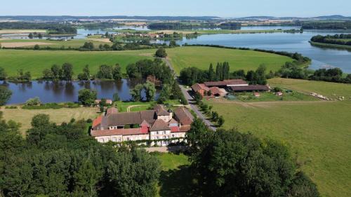 Tarquimpol Hotel | Elegant Château D'Alteville: Guest Rated 9.5 with Pool & Restaurant