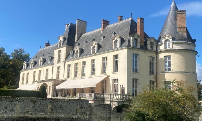 Augerville-la-Riviere Hotel | Elegant Château d'Augerville Golf & Spa Resort Awaits You
