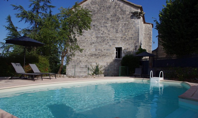 Bouniagues Hotel | Discover Château de Bouniagues: Family-Friendly Retreat