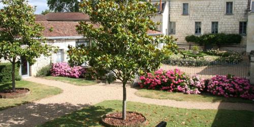 Bournand Bed & Breakfast | Château de Bournand: Highly Rated Oceanfront Retreat