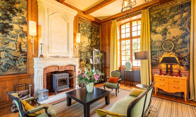 Semussac Hotel | Indulge at Château de Didonne: Spa & Family-Friendly Stays