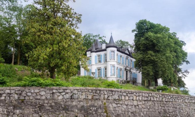 Sevignacq-Meyracq Bed & Breakfast | Enchanting Château de Druon: Guest Rated 9.5, Family-Friendly