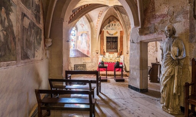 Chalmazel-Jeansagniere Other | Elegant Château des Marcilly Talaru with Spa & Breakfast