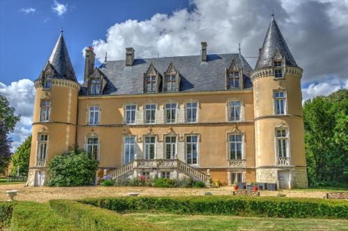Saint-Denis-sur-Huisne House | Château De Blavou Normandie: Rated 9.2, Pet-Friendly Oasis
