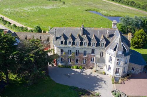 Surville Hotel | Oceanfront Retreat at Château de Surville - 8/10 Rating