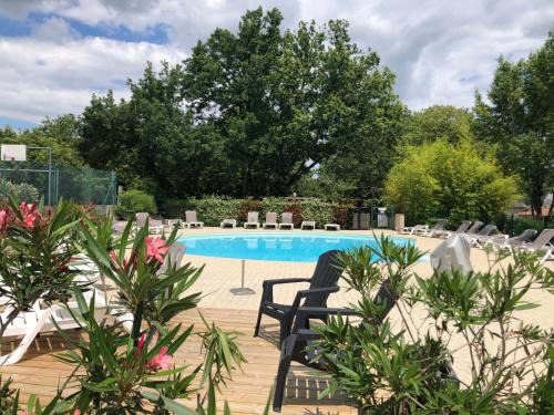 Saint-Denis-les-Martel House | Château de Termes: Pet-Friendly Retreat with Ocean Views