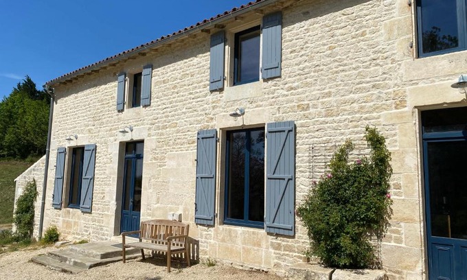 Echire House | Experience Château des Loups - Les Pommiers with Ocean Views