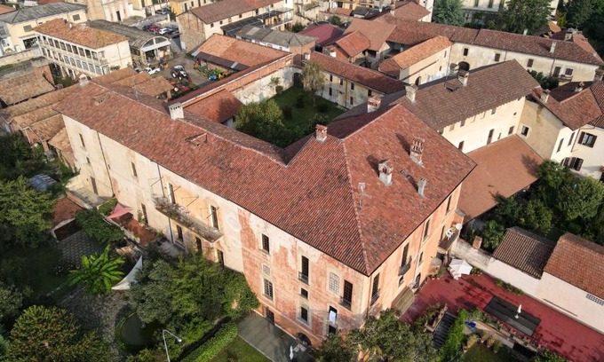 Fontaneto d'Agogna Apartment | Enjoy Family-Friendly Stays at Château La Viscontessa