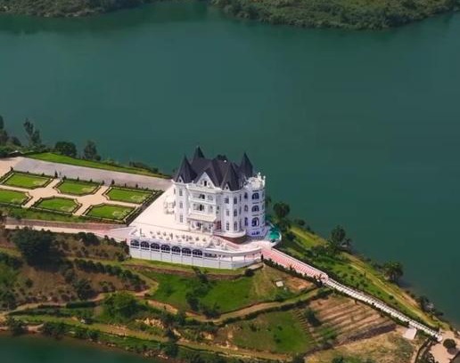 Kibuye Hotel | Château le Marara