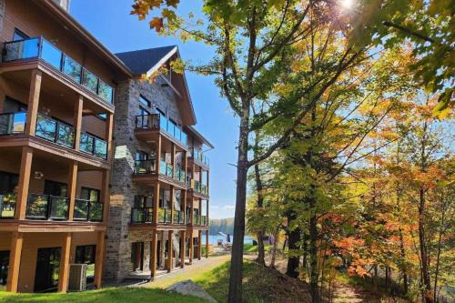 Mont-Tremblant Apartment | Elegant Château Morritt: Oceanfront Spa Retreat with Great Reviews