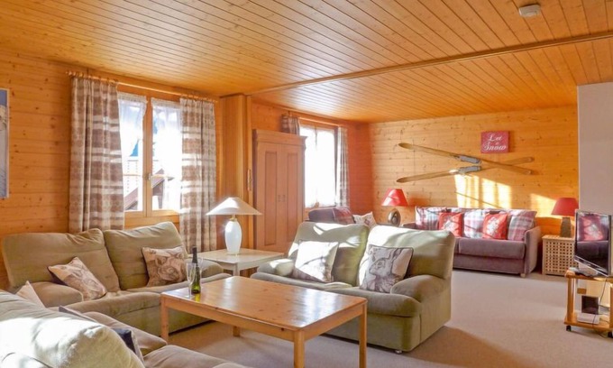 Wengen Apartment | Discover Chäs Gruebi Apt.S: Lake View & Spa Retreat
