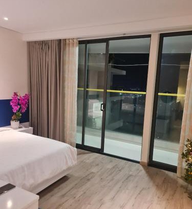Tuy Hoa Apartment | Discover Oceanfront Bliss at Tu Hòa Hotel in Phú Yên