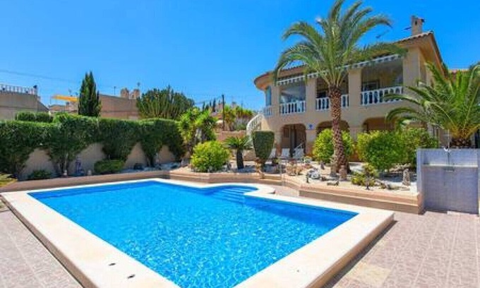 Rojales Villa | Exceptional CH Villa Jupiter La Marquesa Golf Retreat