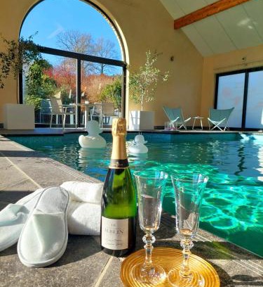 Rendeux Bed & Breakfast | Enchanting Stay at Cha Cha de Loup with Ocean Views