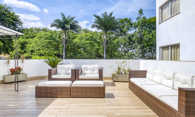 Jardim Atlantico Hotel | Stylish CHA Pampulha Design Hotel with Family Amenities