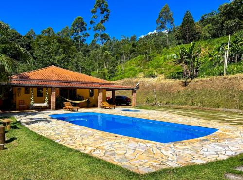 Joanopolis House | Relaxation Awaits at Chacara in Joanopolis, SP - Pet Friendly!
